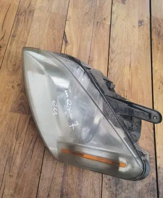 Ford Focus C-MAX Headlight/headlamp