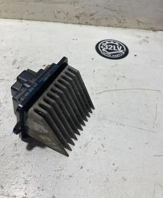 Mazda 626 Heater blower motor/fan resistor KJ180B26R 01016