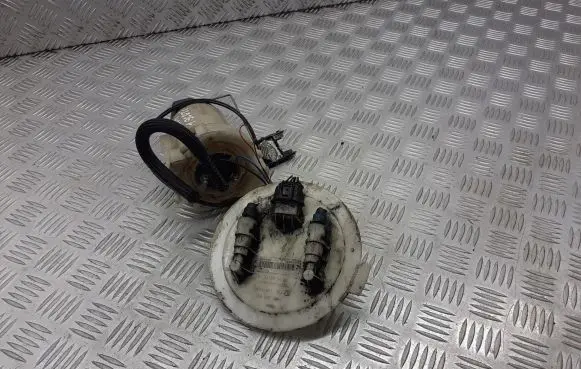 Opel Astra H Mechanical fuel pump 13119491