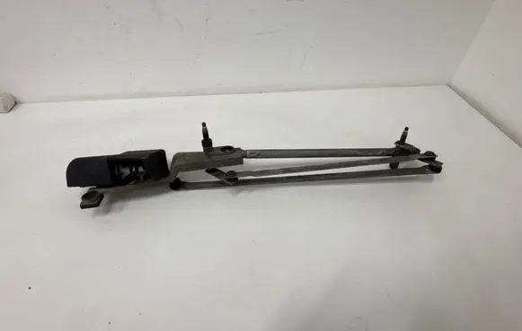 Ford Focus Front wiper linkage and motor