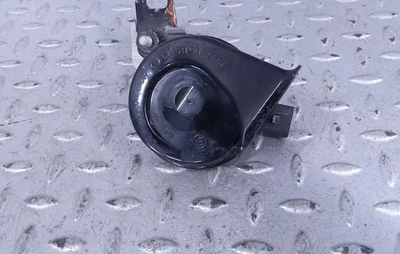 Volkswagen Tiguan Horn signal 3B0951221D 5NA951182A