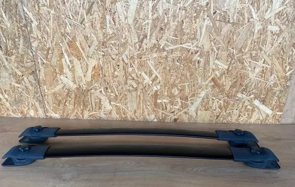 Toyota Sienna XL30 III Roof transverse bars on the 