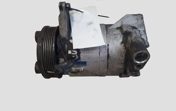 Nissan Murano Z50 Air conditioning (A/C) compressor (pump) 92600CA010