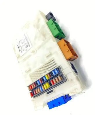 Volvo V70 Fuse module 7G9T14C256FA 30765624AE LTQF01125TP