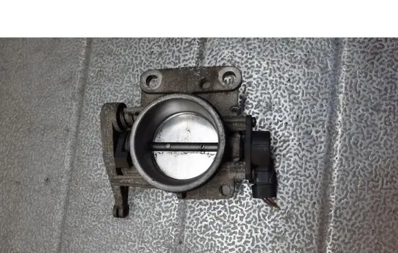 Renault Megane I Throttle valve