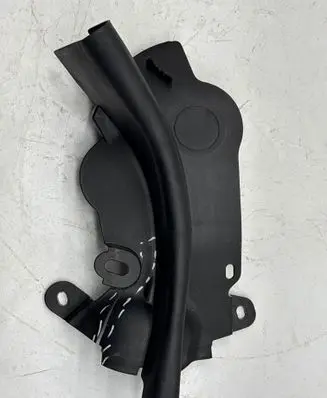 BMW 5 G60 G61 Engine compartment rubber 19183210 51765A01592 5A01592