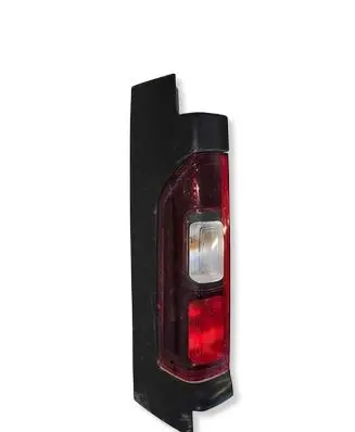 Renault Trafic III (X82) Rear/tail lights B0132