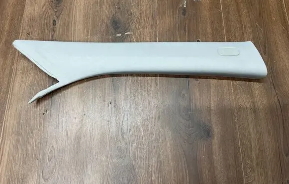 Mercedes-Benz E W213 (A) pillar trim A2136900625