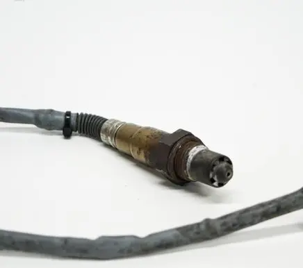 Volkswagen PASSAT B6 Lambda probe sensor 03C906262BH
