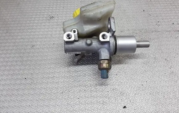 Volkswagen Phaeton Master brake cylinder 3D0611301B