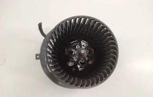 Volkswagen Golf V Heater fan/blower 2002221 34003 032022