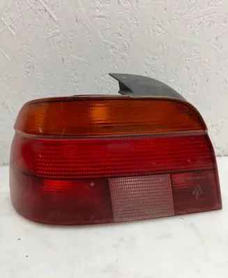 BMW 5 E39 Rear/tail lights 8358031 00724001