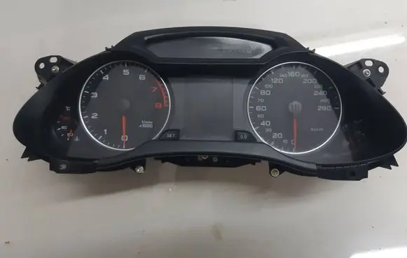 Audi A4 S4 B8 8K Speedometer (instrument cluster) 8K0920930A AUD17BU13VX38