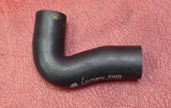 Volkswagen Golf VI Engine coolant pipe/hose 03C103493AG