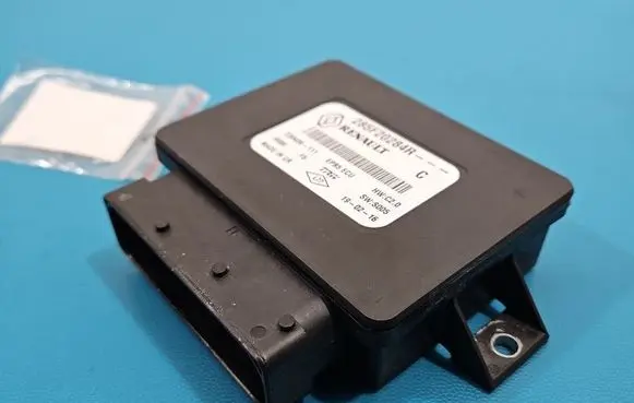 Renault Kadjar Central body control module 285F20284R IMPRK1547778