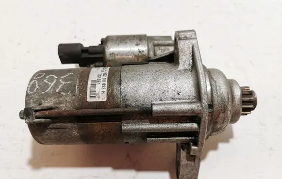 Skoda Roomster (5J) Starter motor 02Z911023H
