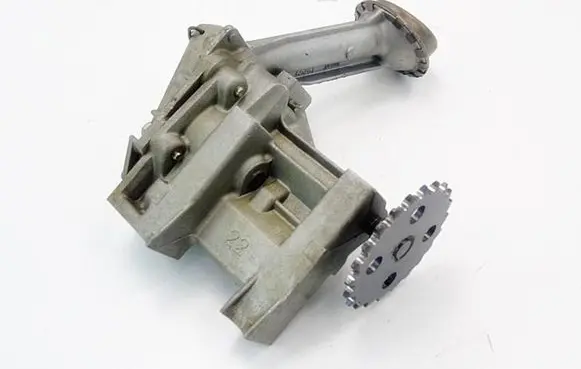 Dacia Logan II Oil pump 8200150195
