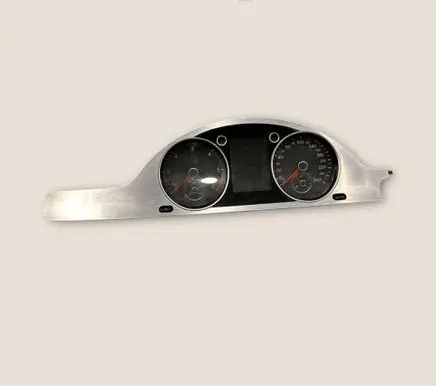 Volkswagen PASSAT B6 Speedometer (instrument cluster) 3C0920872G