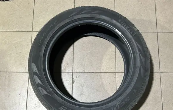 Porsche Macan (95B) R19 summer tire 