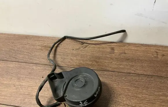 Mercedes-Benz E W211 Horn signal 0045429220