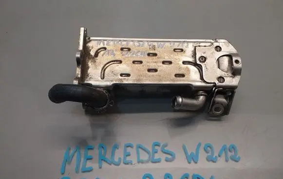 Mercedes-Benz E AMG W212 EGR valve cooler A6511400675