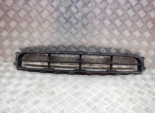 KIA Carens I Front grill 865611D050