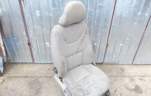 Front passenger seat