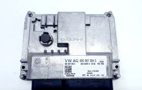 Skoda Octavia Mk4 Engine control unit/module 05C907394C