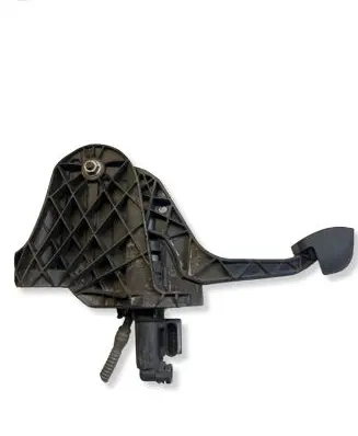Volkswagen PASSAT B6 Clutch pedal 1K0721796