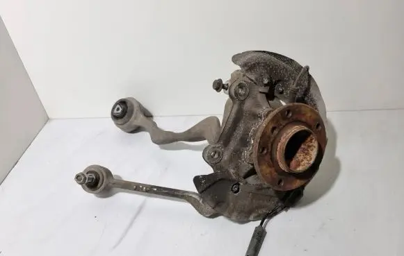 BMW 1 E81 E87 Front wheel hub 6773210 31216773210 1602610