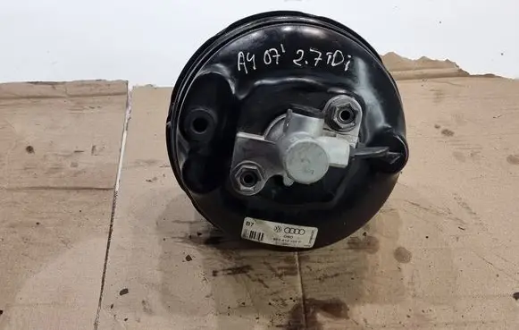 Audi A4 S4 B7 8E 8H Brake booster 8E0612105P