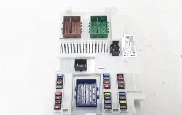 Volvo XC60 Fuse module 31412970