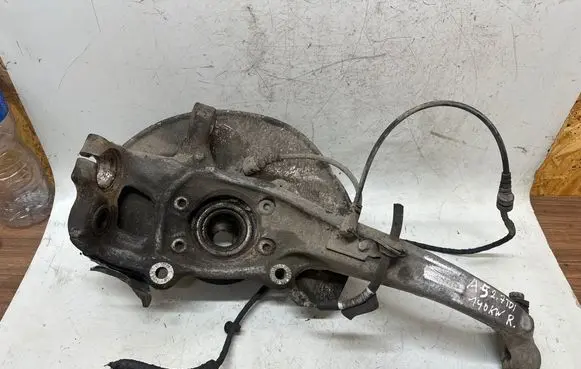 Audi A5 Sportback 8TA Front wheel hub 