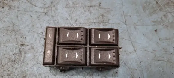 Ford Mondeo Mk III Electric window control switch