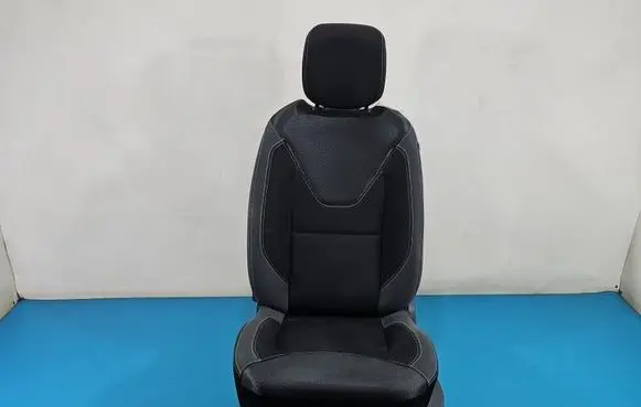 Renault Clio IV Front driver seat IMPRK1580414