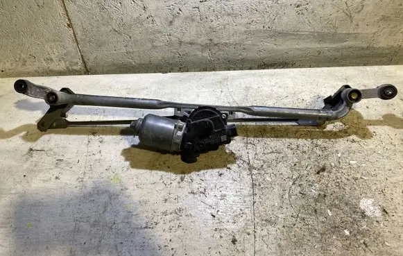 Dodge Durango Front wiper linkage and motor 68260523AB 70113