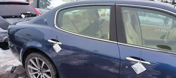 Maserati Quattroporte Rear door