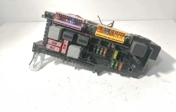 Mercedes-Benz E W212 Comfort/convenience module 2129000004 2125452832 2129022702