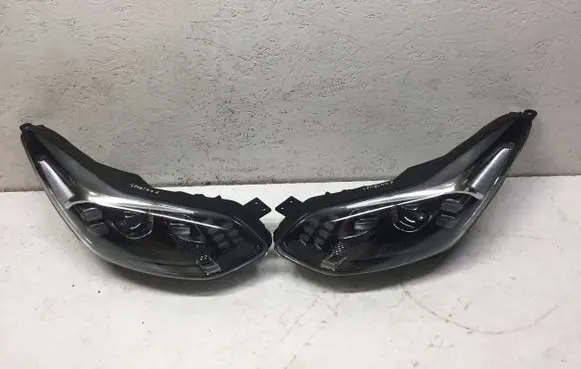 KIA Sportage Headlights/headlamps set 