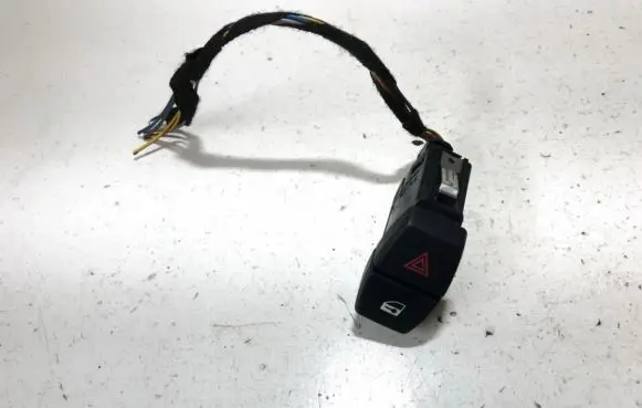 BMW 5 GT F07 Hazard light switch 61319161896