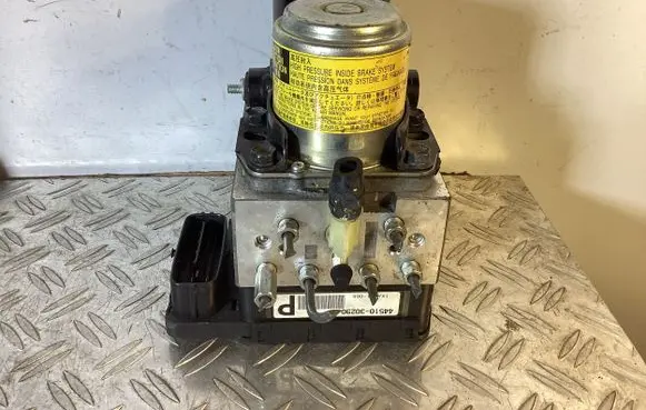 Lexus RC ABS Pump 4451030290 1XA271066