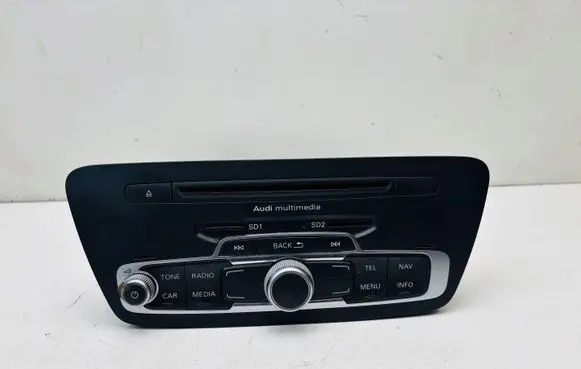 Audi Q3 8U Radio/CD/DVD/GPS head unit 8U0035193C 8U0035193A