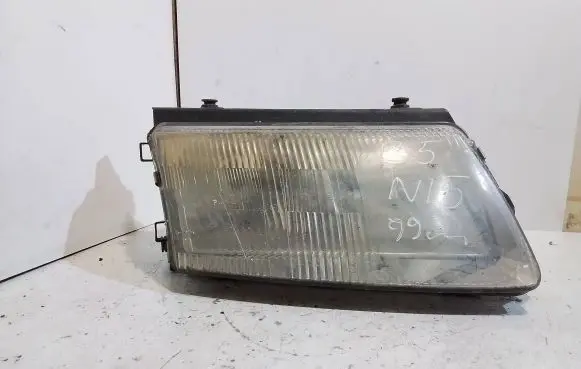 Volkswagen PASSAT B5 Headlight/headlamp E49378