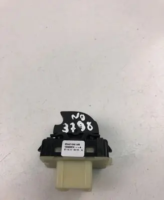 Renault Captur Electric window control switch 254218614R