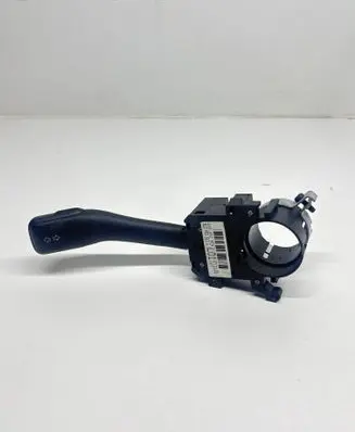 Volkswagen Golf IV Indicator stalk 8L0953513G 202852ATW