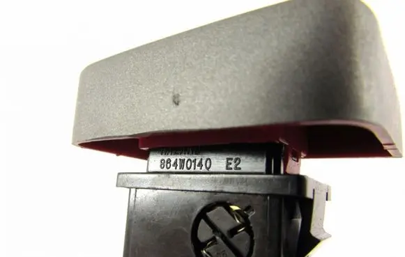 Hyundai Accent Hazard light switch 864W0140E2
