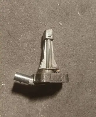 Audi A6 S6 C6 4F Oil level sensor 03C907660H 6PR00962901