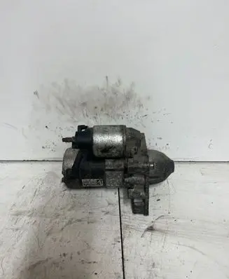 Citroen C3 Picasso Starter motor M000T93581 9688208580
