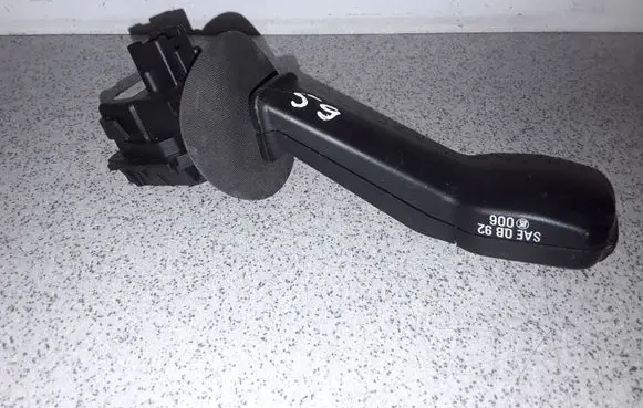 BMW 5 E39 Indicator stalk 8352172