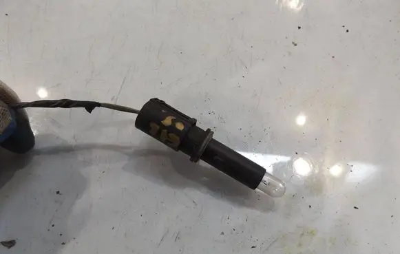 BMW 3 E46 Headlight/headlamp bulb 